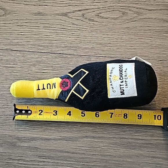 ❤ Host Pick ❤ Brand New Posh Dog Toy Plush Squeaker for all Dogs NWT - Picture 3 of 3